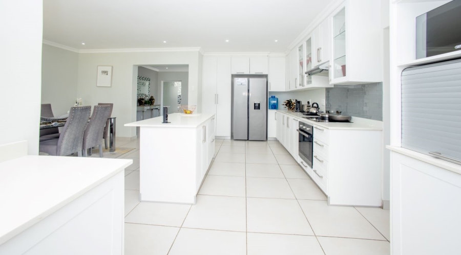 4 Bedroom Property for Sale in Beacon Bay Eastern Cape